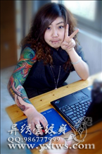 彩色3D花臂纹身